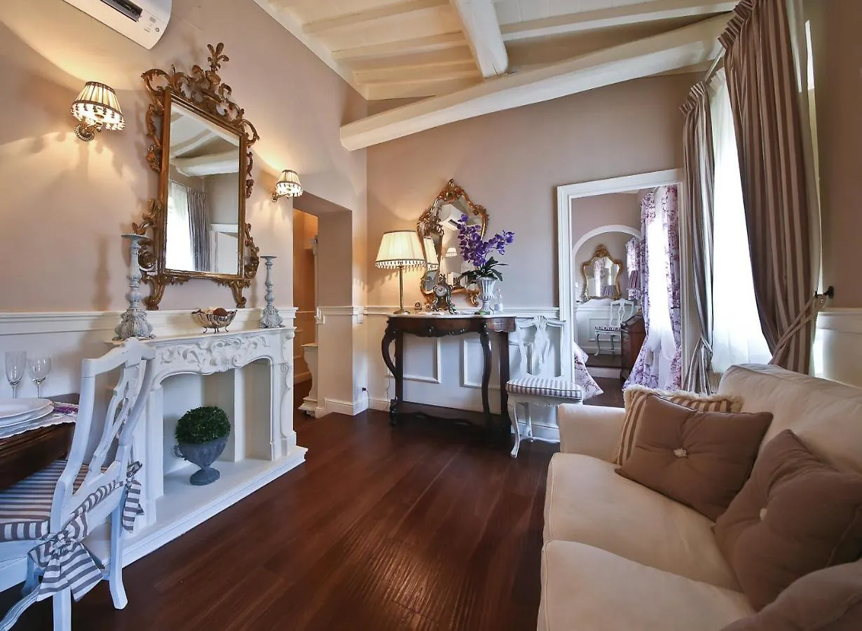Ponte Vecchio Luxury Suite 佛罗伦萨 0*,  意大利